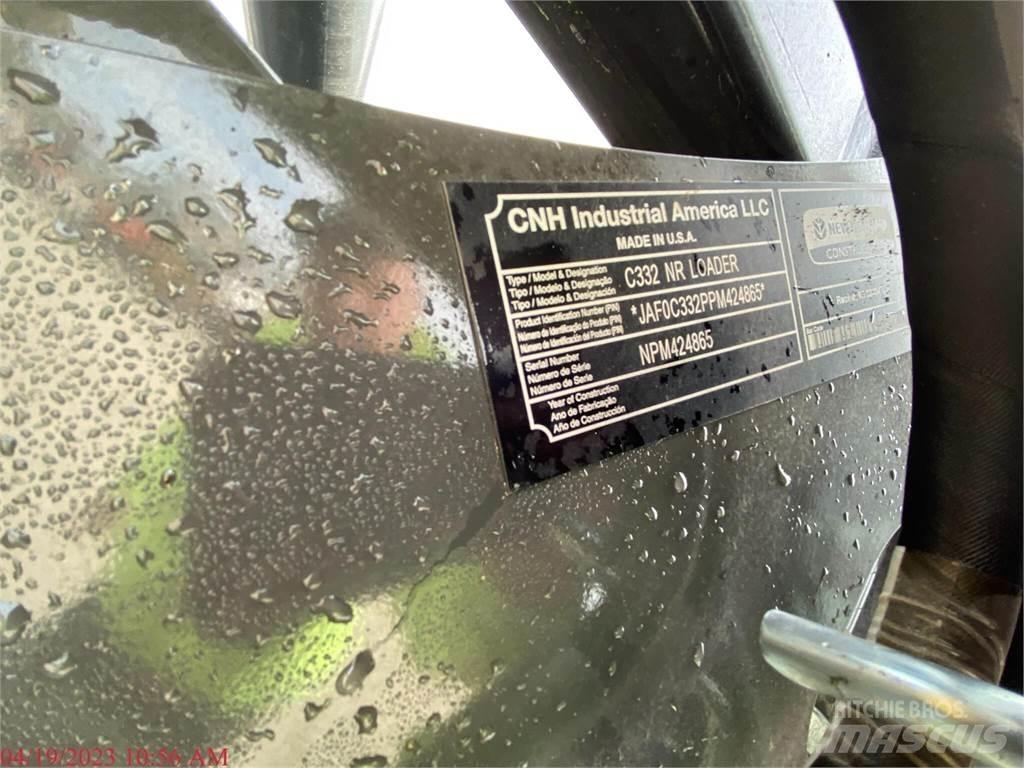 New Holland C332 Skid steer mini utovarivači