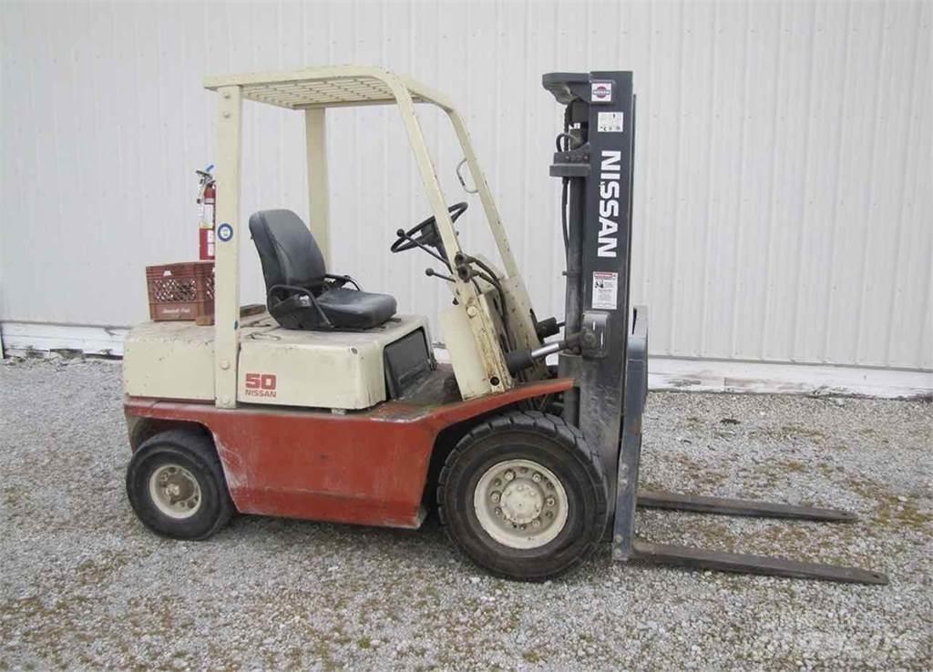 Nissan PF02A25V Viljuškari - ostalo