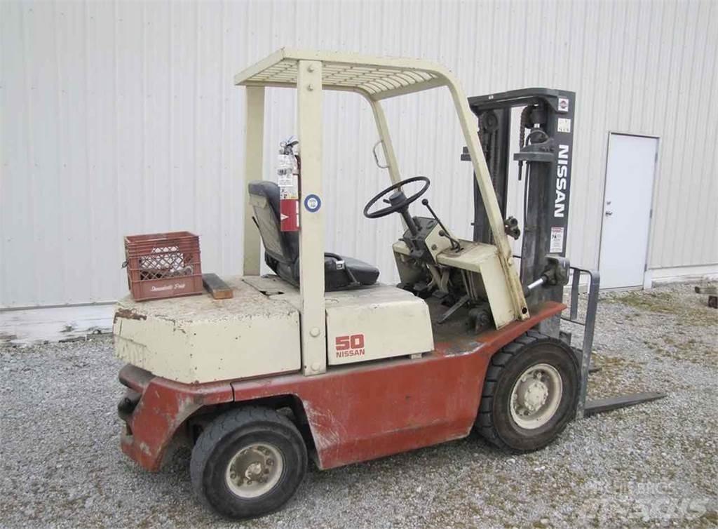 Nissan PF02A25V Viljuškari - ostalo