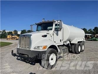 Peterbilt 348 Kamioni za vodu