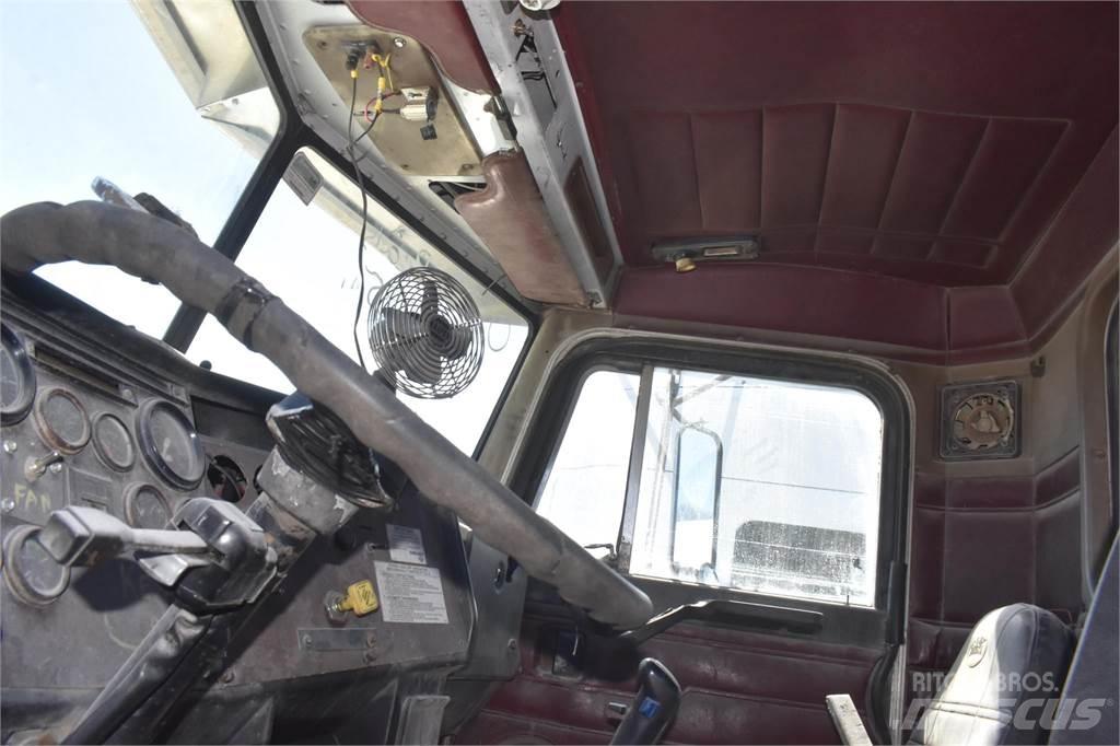 Peterbilt 357 Kiperi kamioni