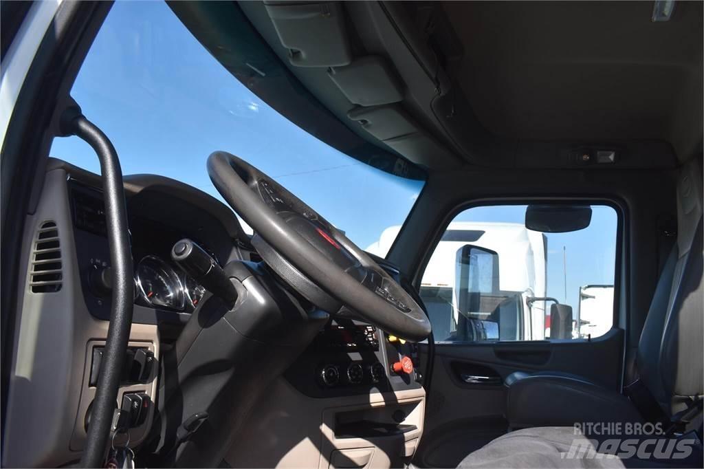 Peterbilt 567 Kiperi kamioni