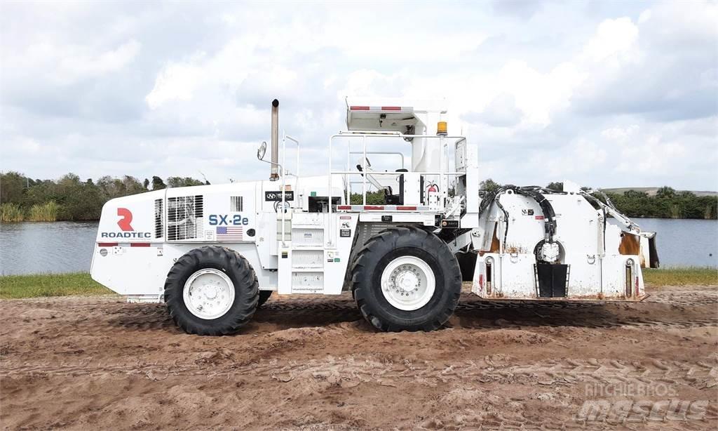 Roadtec SX2E Mašine za reciklažu asfalta