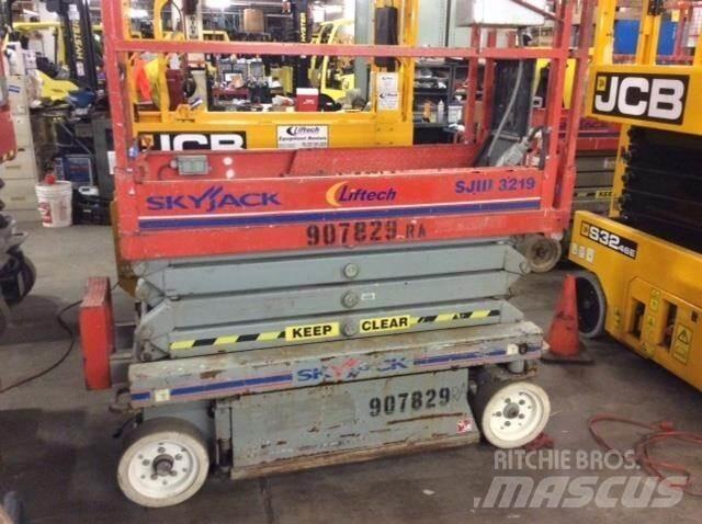 SkyJack SJIII3219 Makazaste platforme