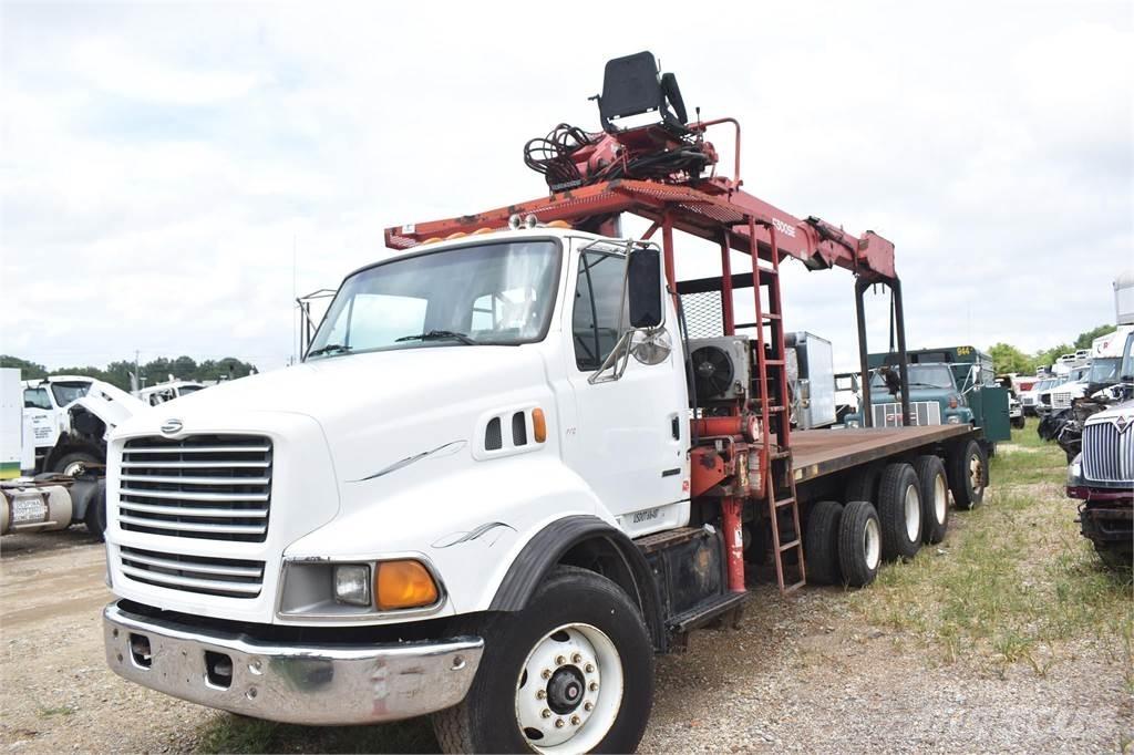 Sterling LT9500 Kamioni sa kranom