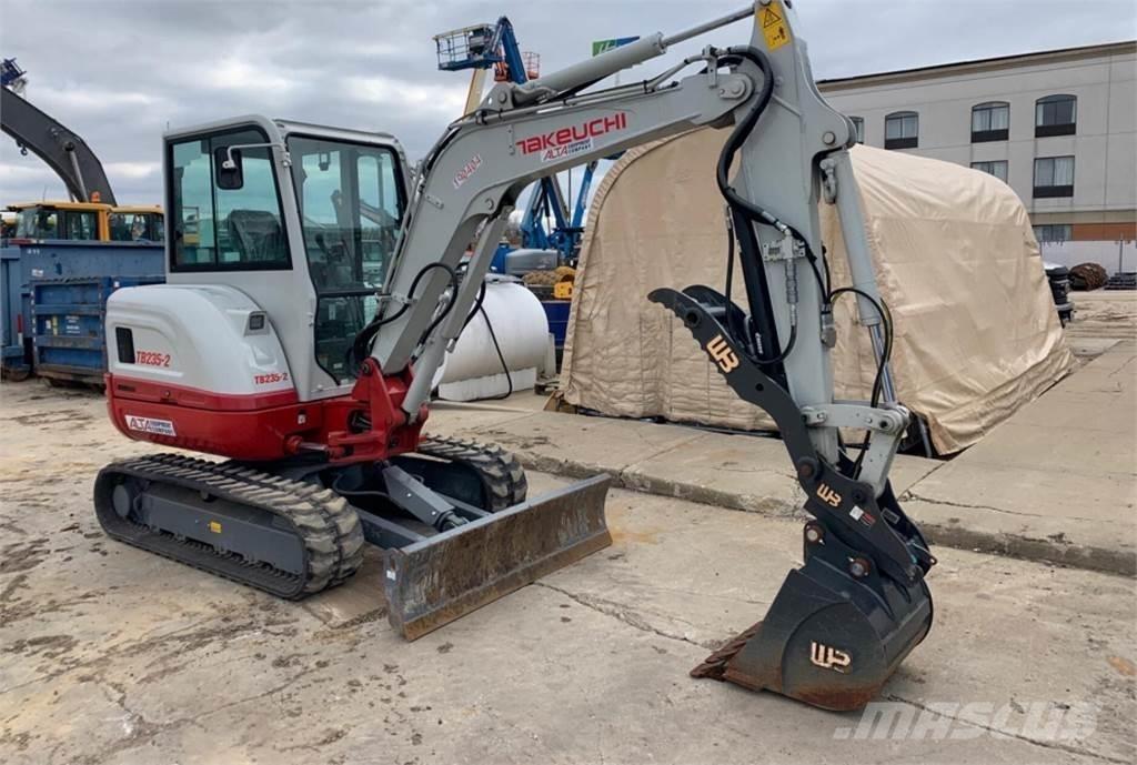 Takeuchi TB235-2 Mini bageri < 7t