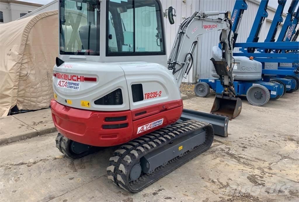 Takeuchi TB235-2 Mini bageri < 7t
