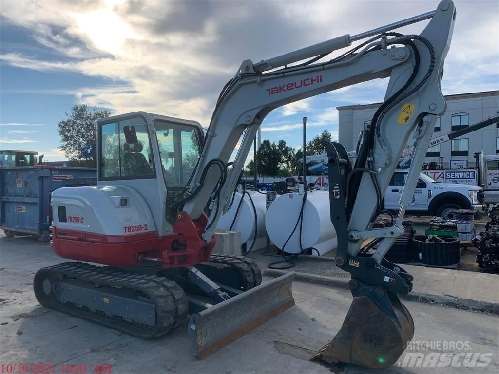 Takeuchi TB250-2 Mini bageri < 7t