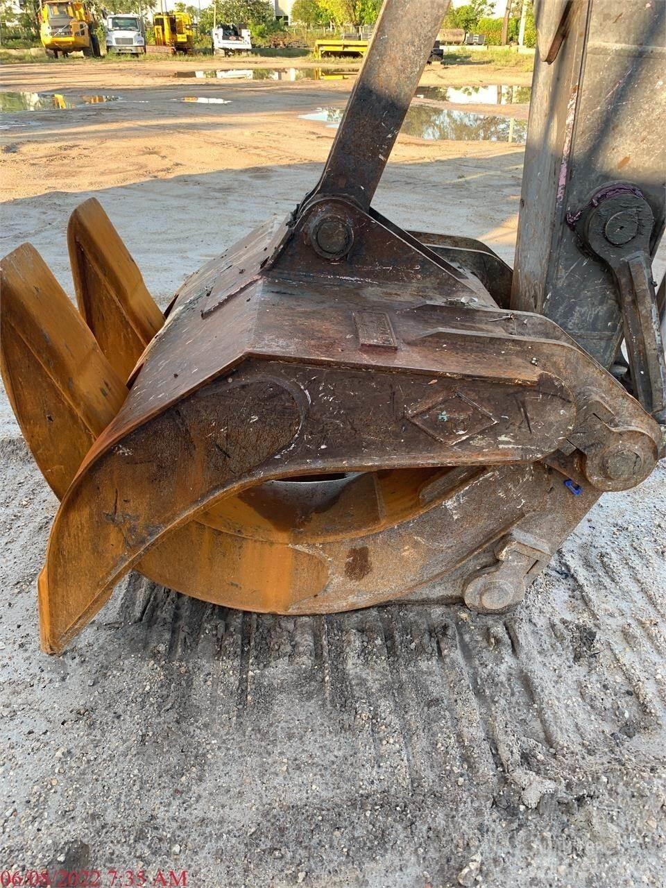 Volvo EC220EL Bageri guseničari