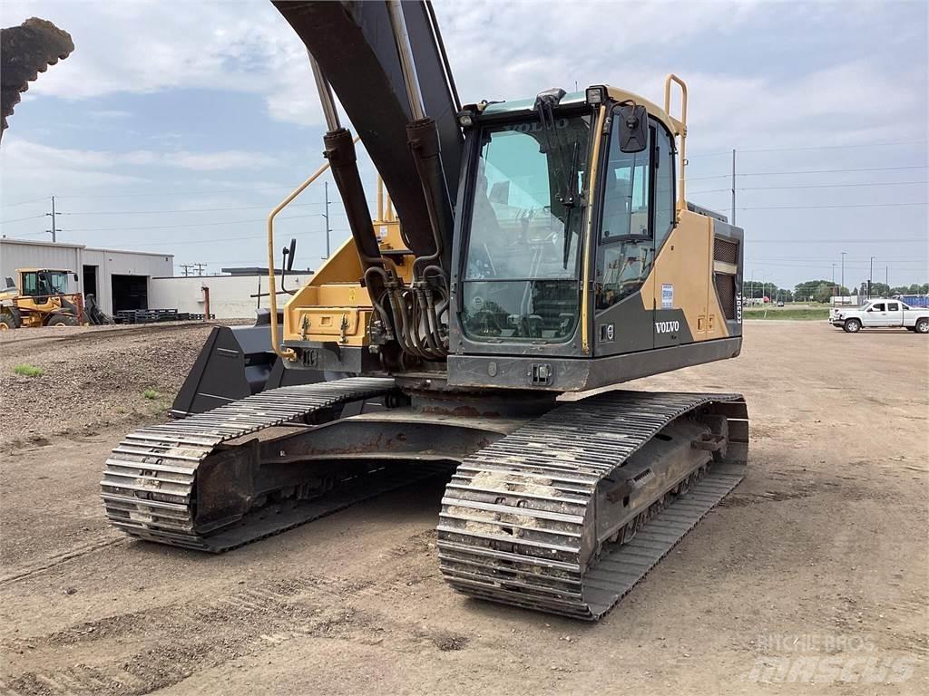 Volvo EC250EL Bageri guseničari