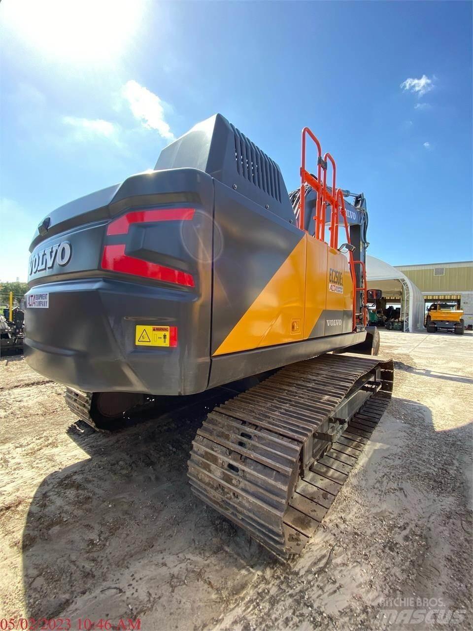 Volvo EC250EL Bageri guseničari