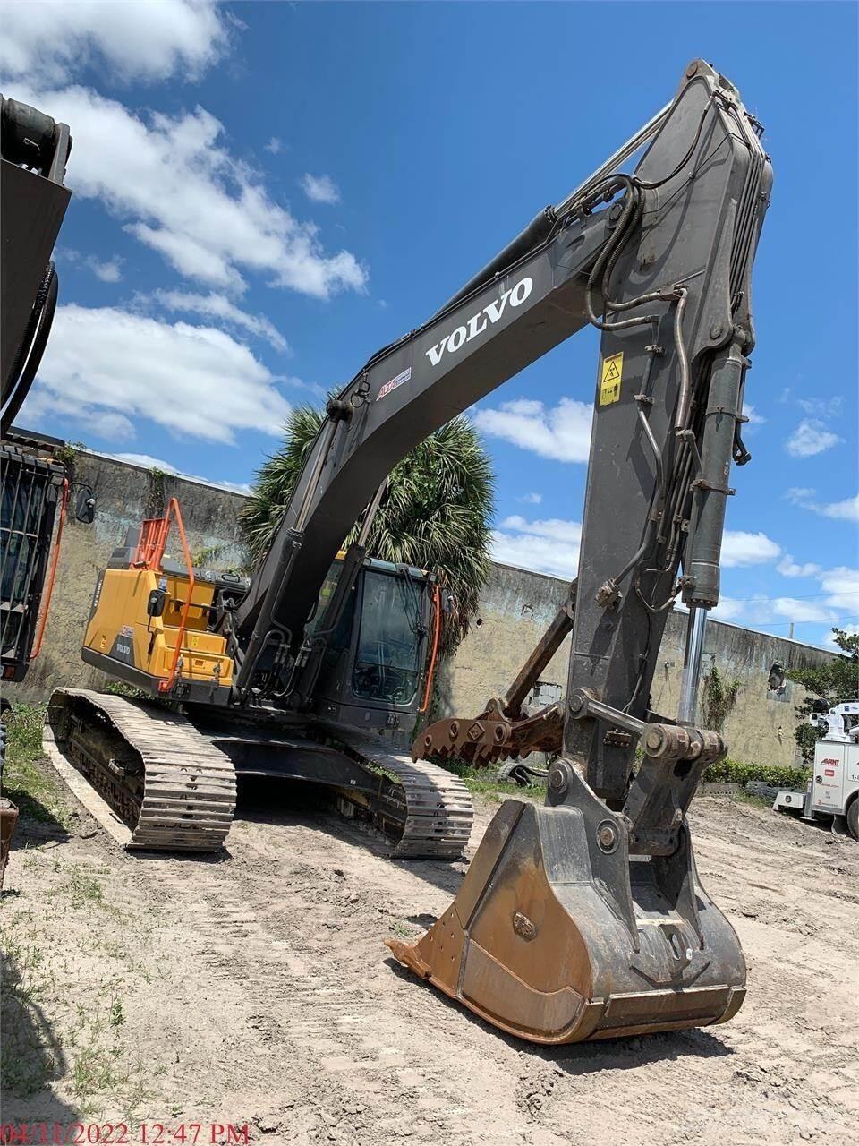 Volvo EC300EL Bageri guseničari