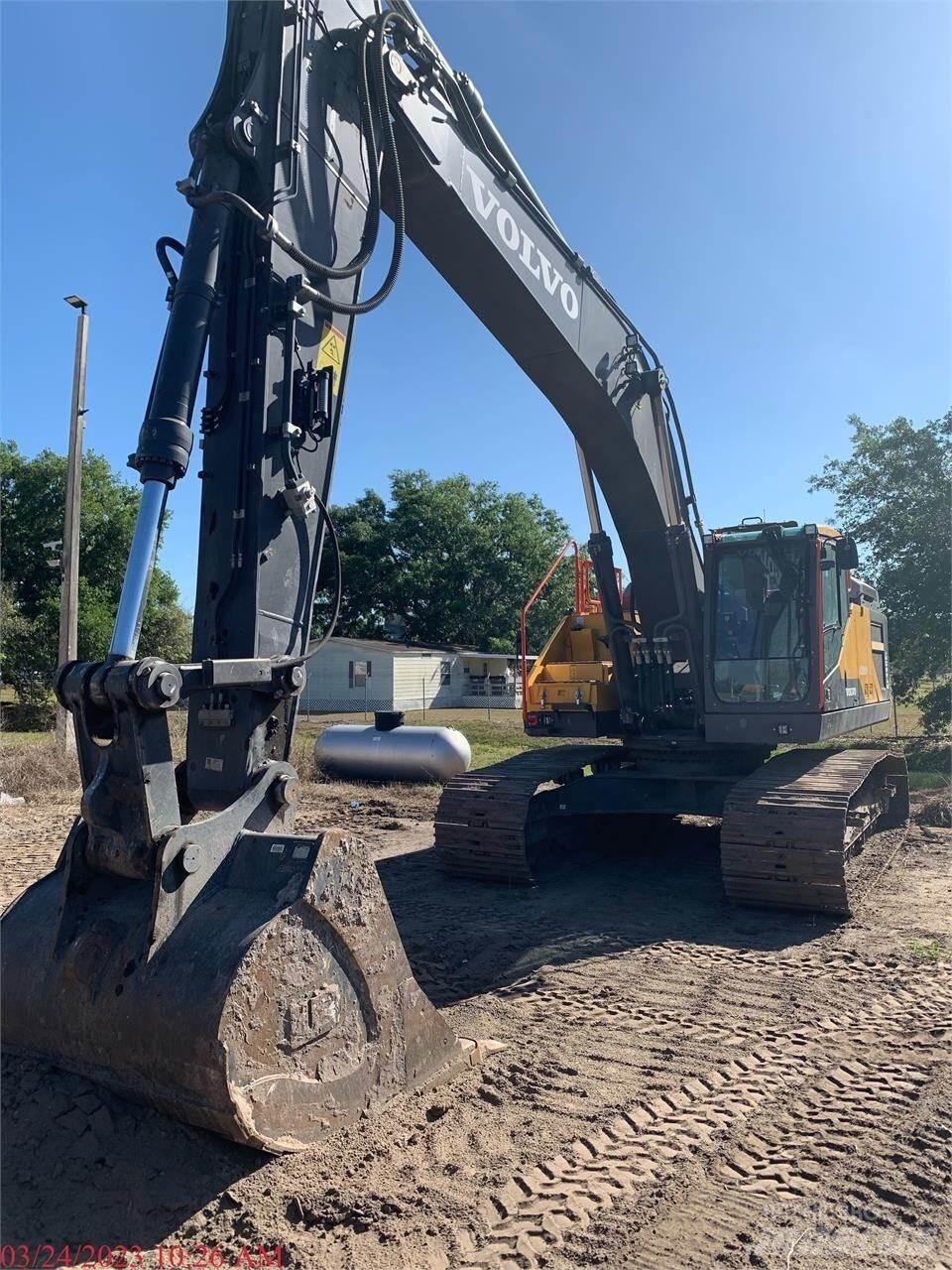 Volvo EC350EL Bageri guseničari