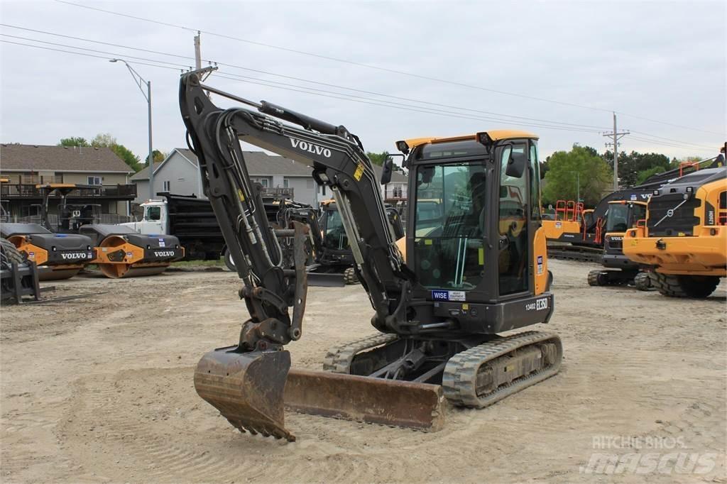 Volvo EC35D Mini bageri < 7t