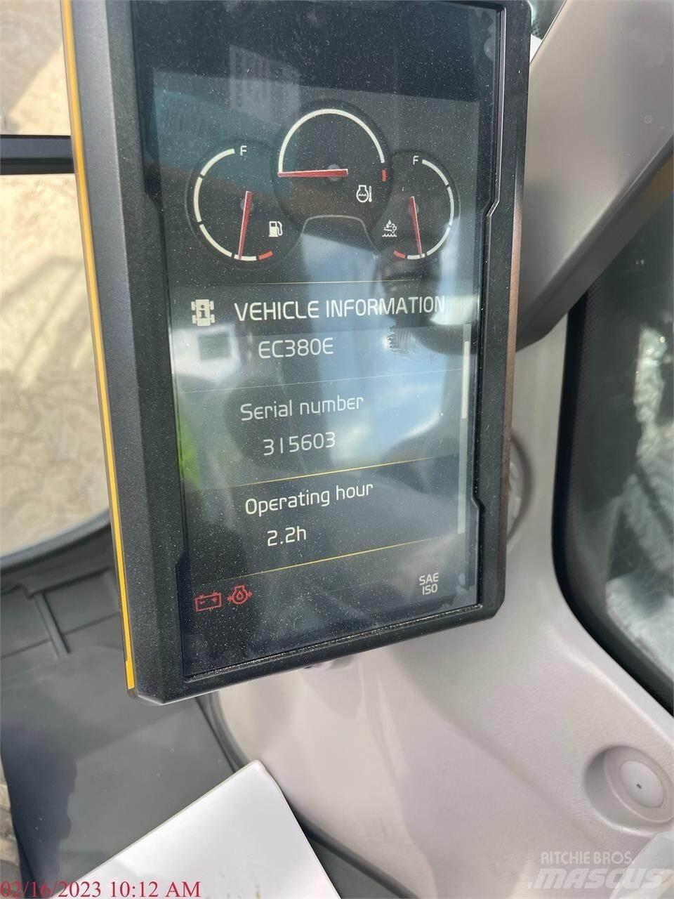 Volvo EC380EL Bageri guseničari