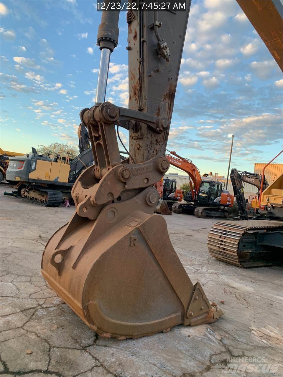Volvo EC480EL Bageri guseničari