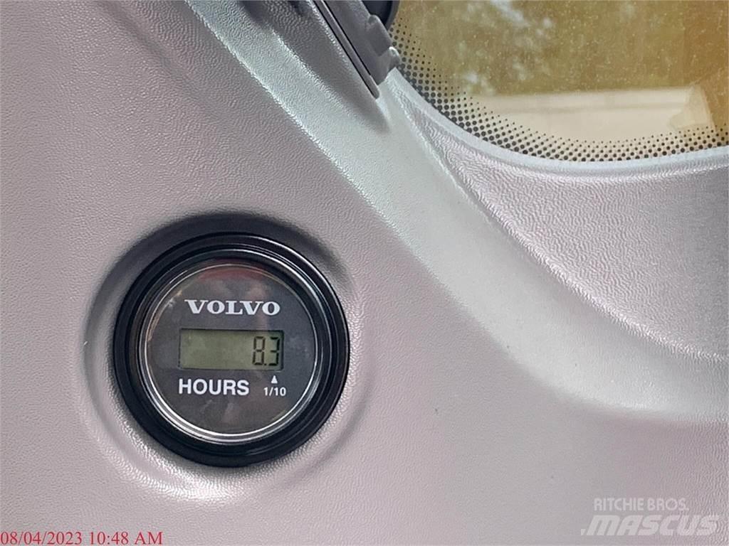 Volvo ECR235EL Bageri guseničari