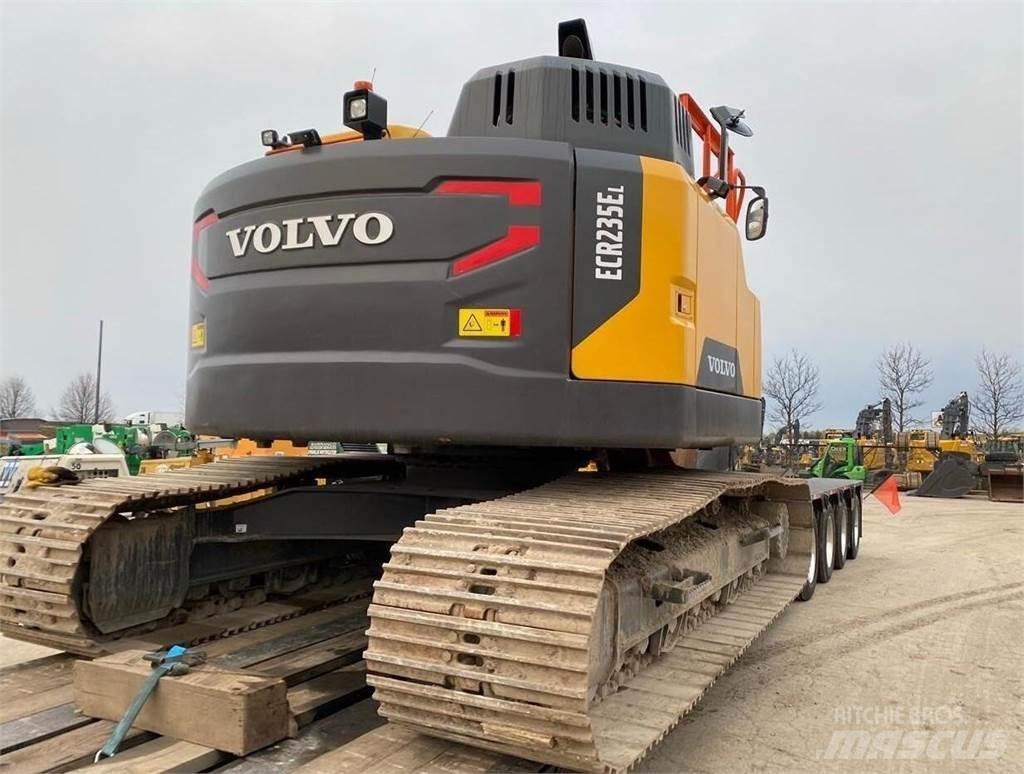 Volvo ECR235EL Bageri guseničari