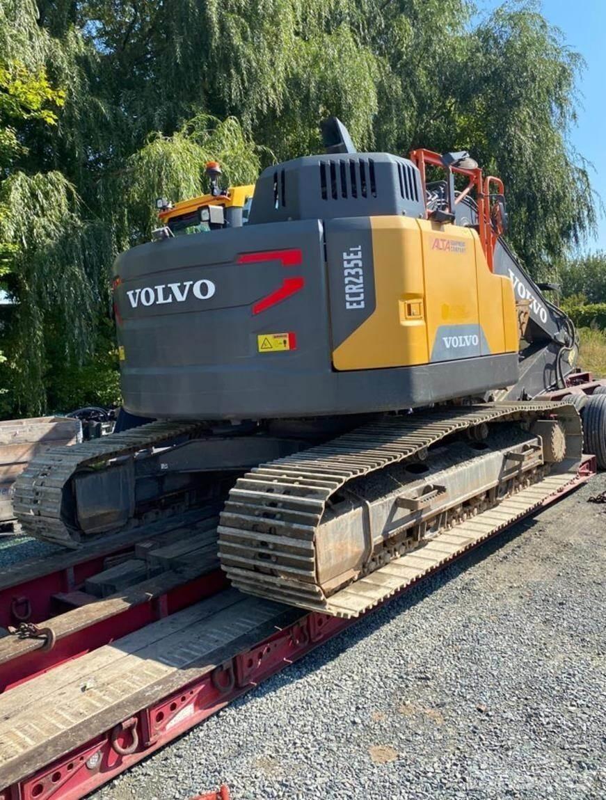 Volvo ECR235EL Bageri guseničari