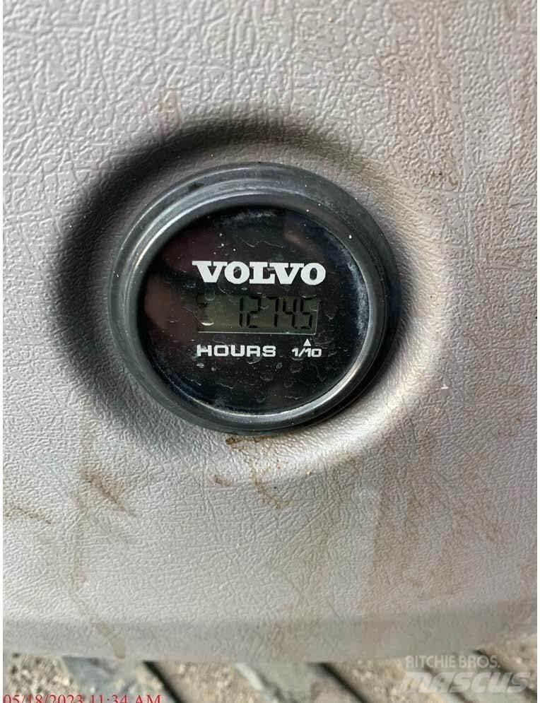 Volvo ECR88D Bageri guseničari