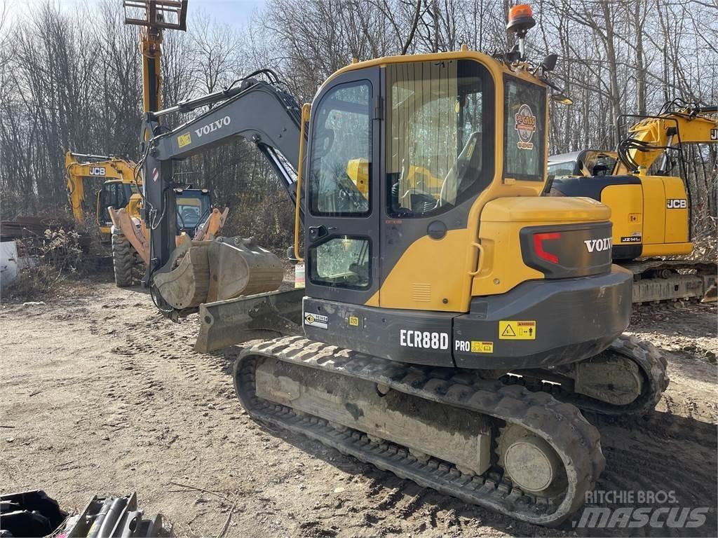Volvo ECR88D Bageri guseničari