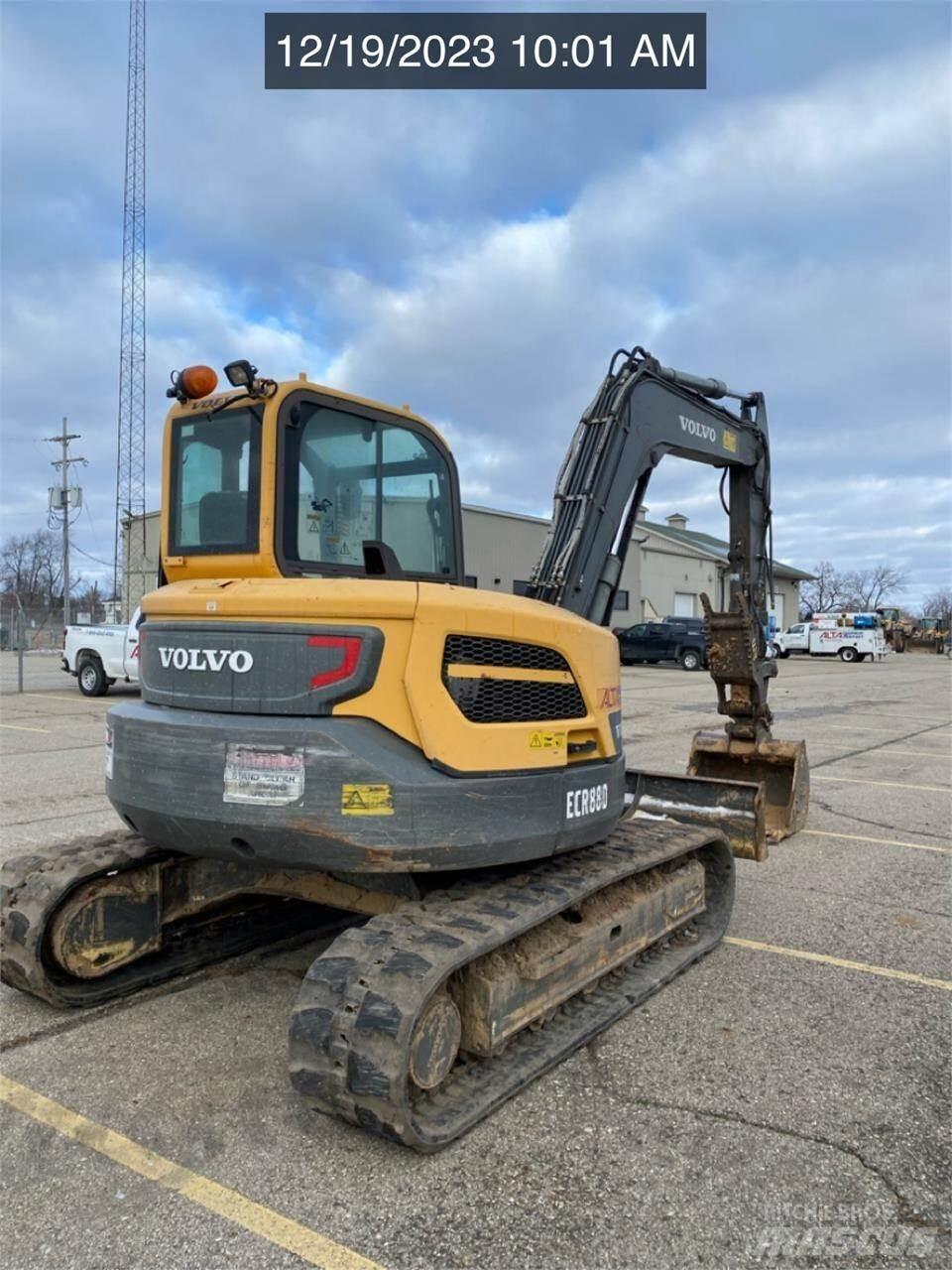 Volvo ECR88D Bageri guseničari