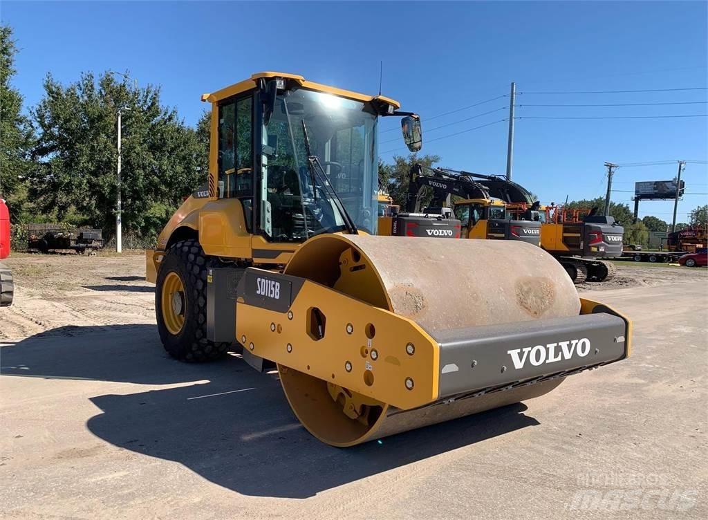 Volvo SD115B Valjci sa duplim bubnjem