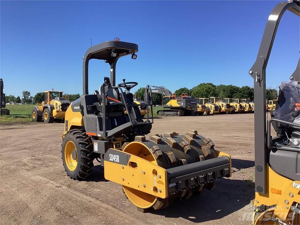 Volvo SD45B Valjci sa duplim bubnjem