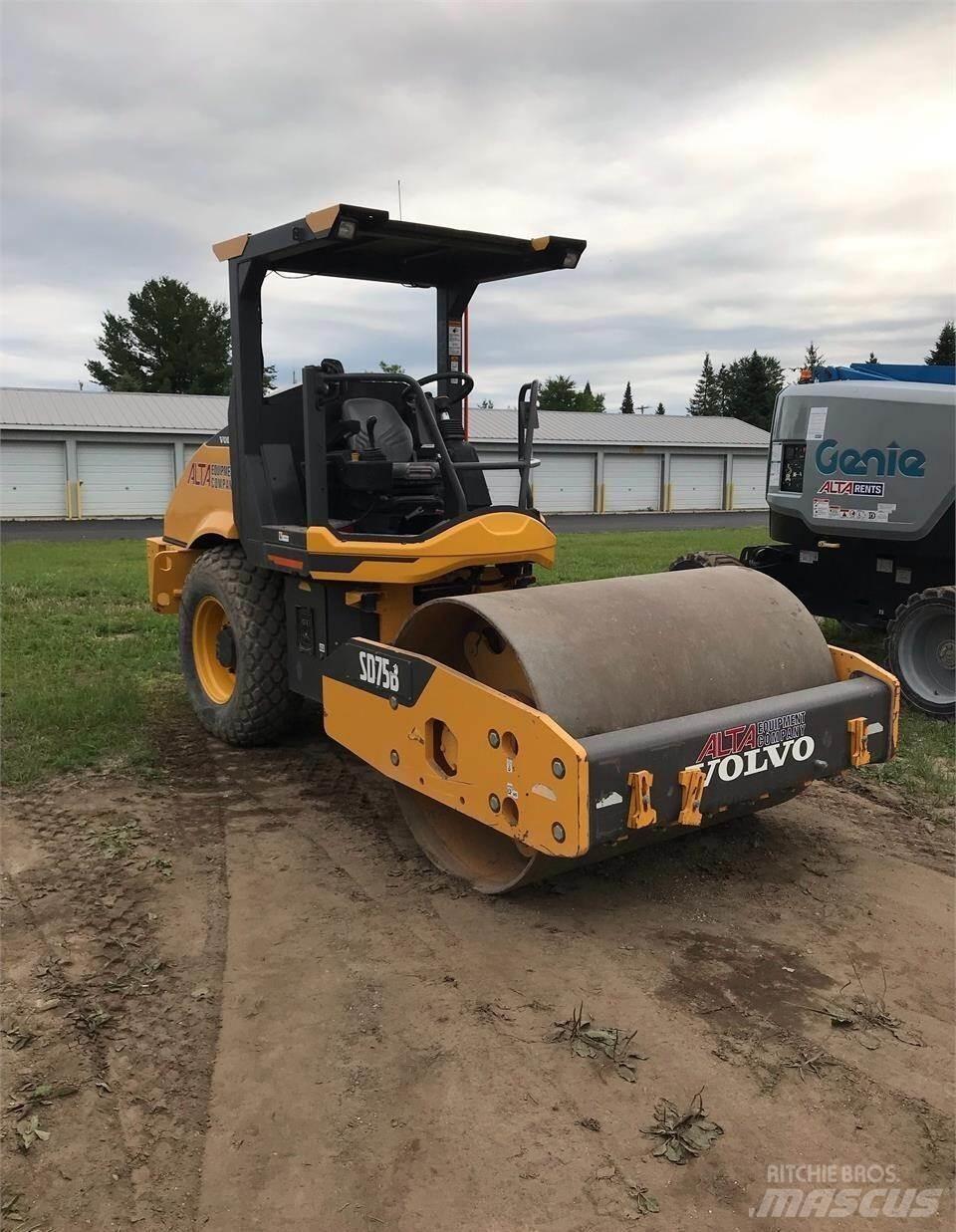 Volvo SD75B Valjci sa duplim bubnjem
