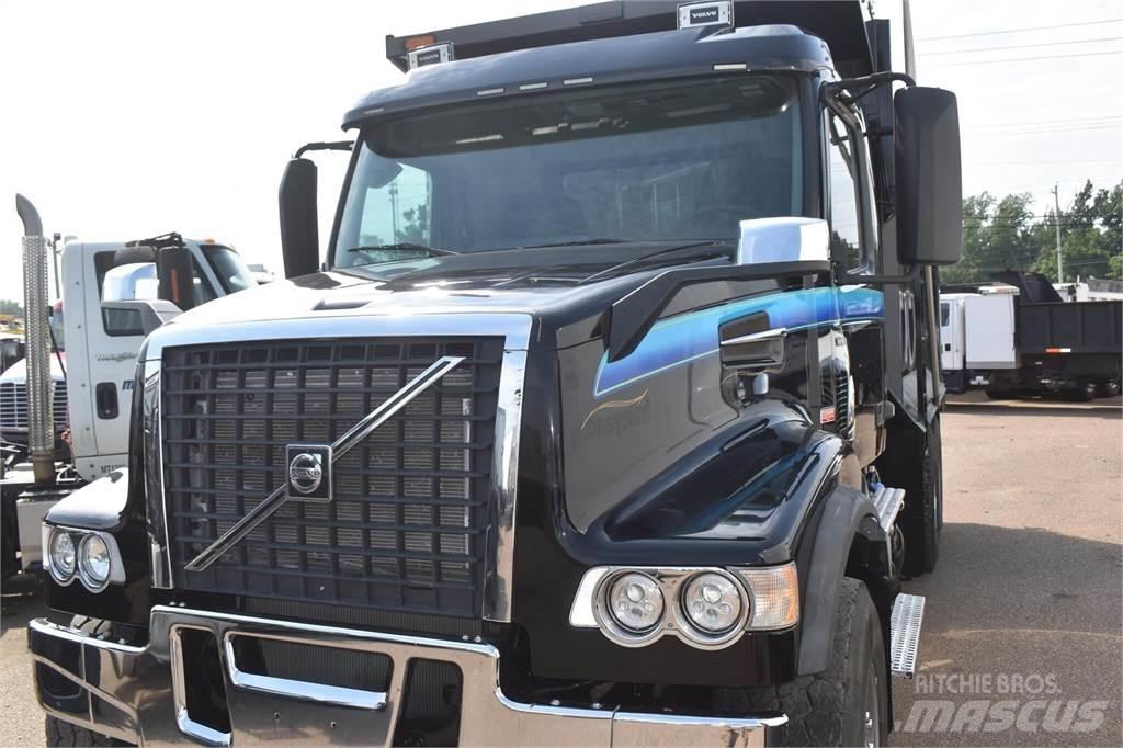 Volvo VHD104F300 Kiperi kamioni