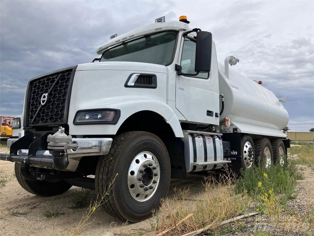 Volvo VHD84F300 Kamioni cisterne