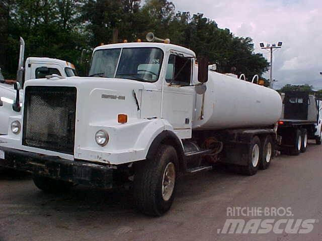 Western Star 6964F Kamioni cisterne