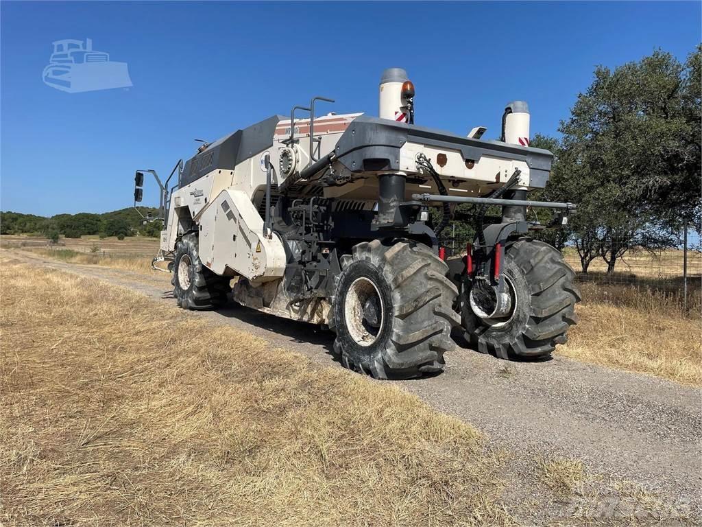 Wirtgen WR240I Mašine za reciklažu asfalta