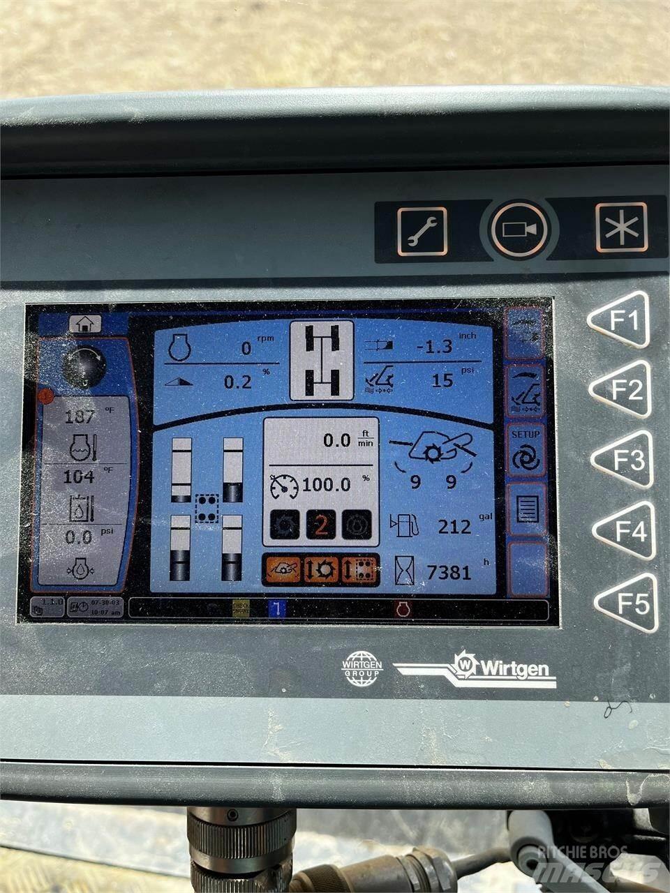 Wirtgen WR240I Mašine za reciklažu asfalta