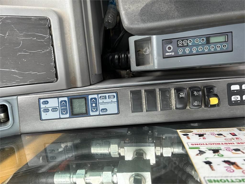 XCMG XE150U Bageri guseničari