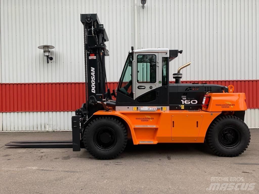 Doosan D160S-7 Dizelski viljuškari