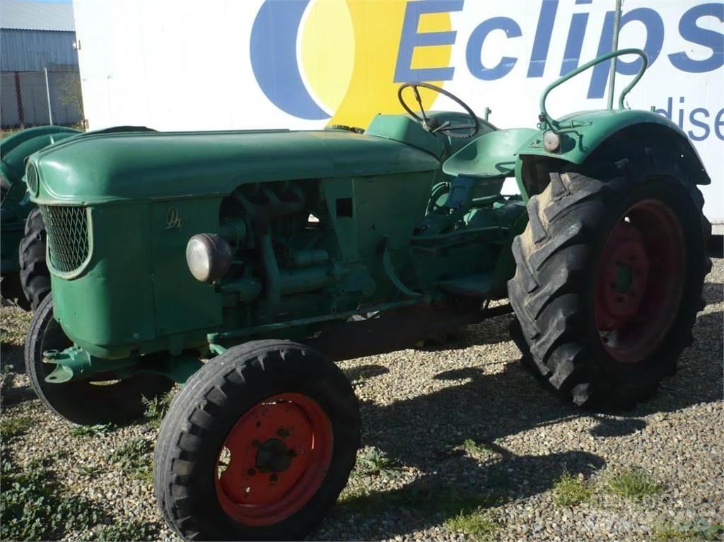 Deutz-Fahr D 40 Traktori