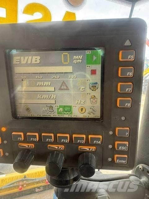 Bomag BW 154 AD-4 Valjci sa duplim bubnjem