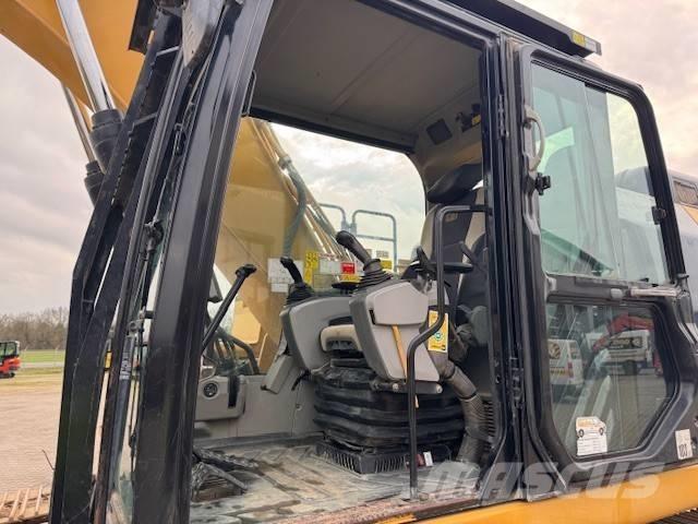 CAT 326 F LN Bageri guseničari