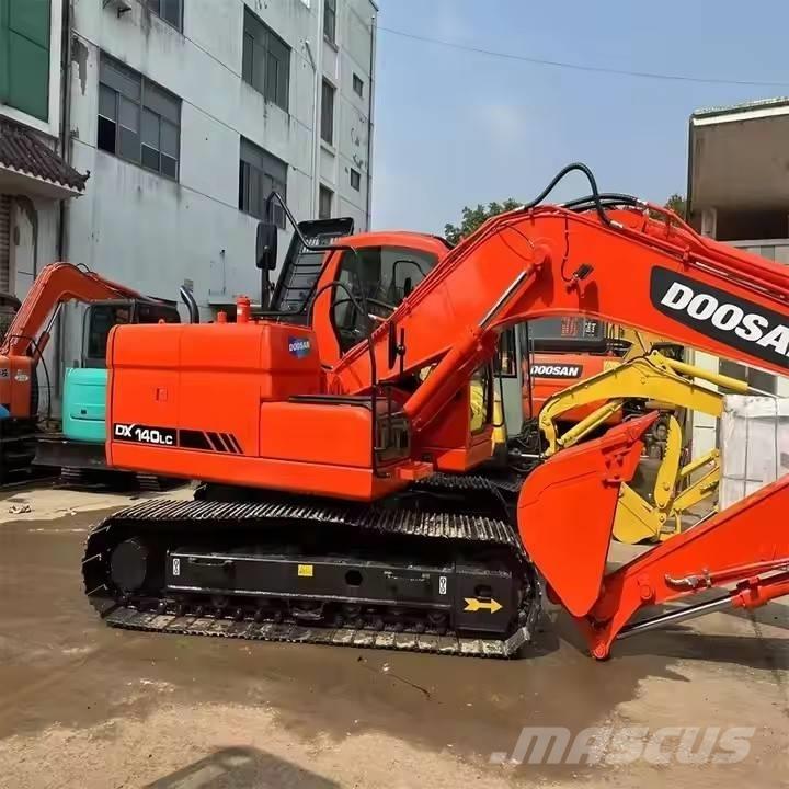 Doosan DX150 Bageri guseničari