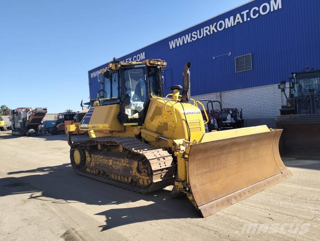Komatsu D61PX-24EO Buldožeri guseničari