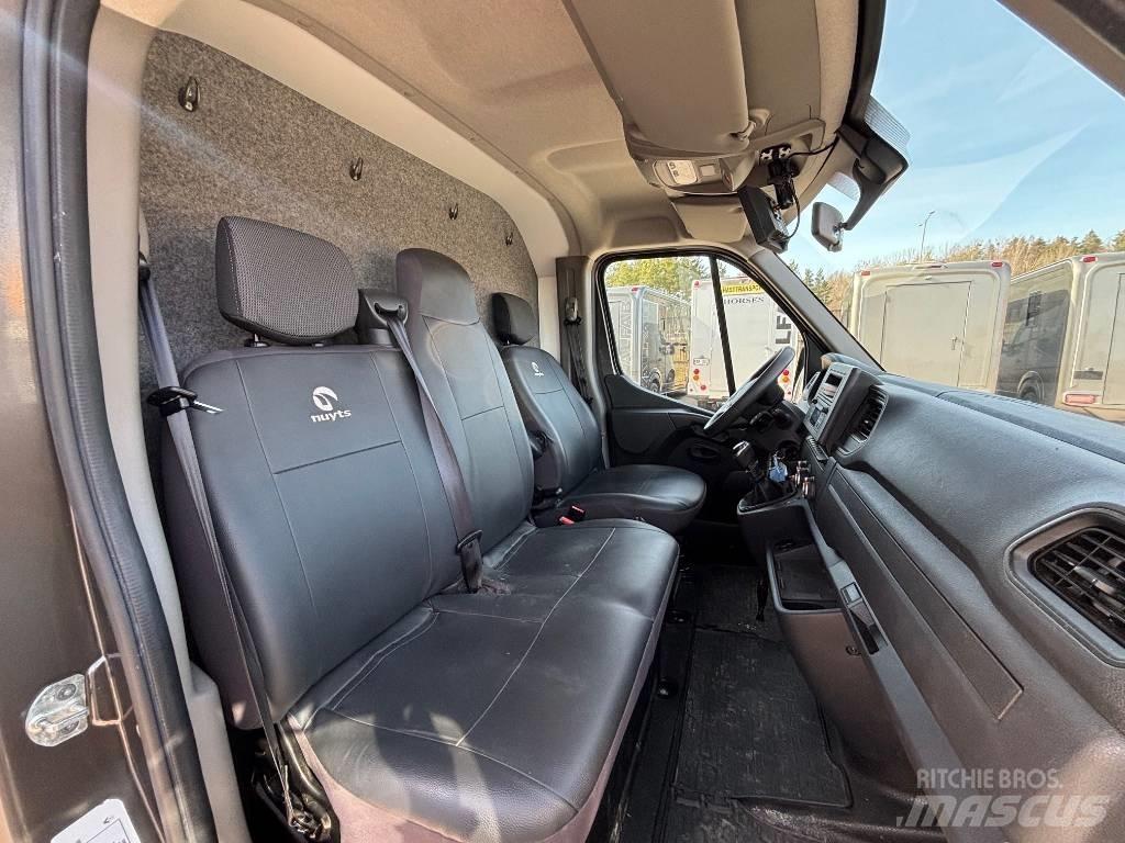 Renault Master Kamioni za prevoz životinja