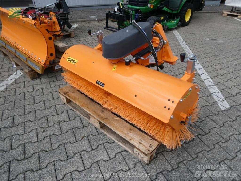 John Deere X950R Manji traktori