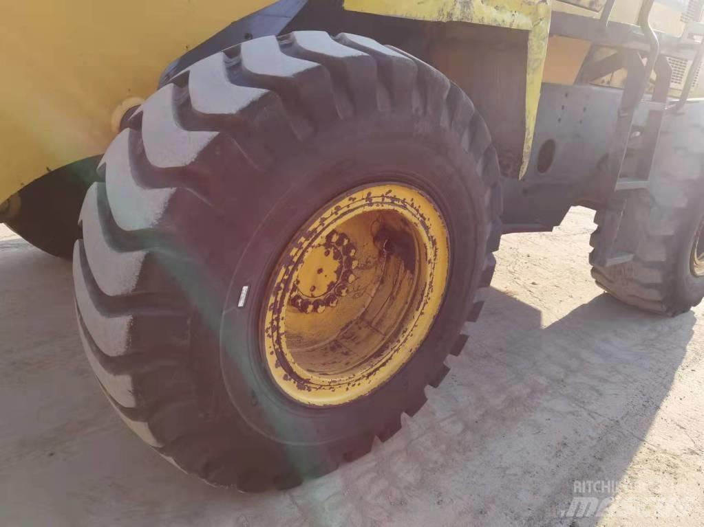 Komatsu WA 320-3 Utovarivači na točkove