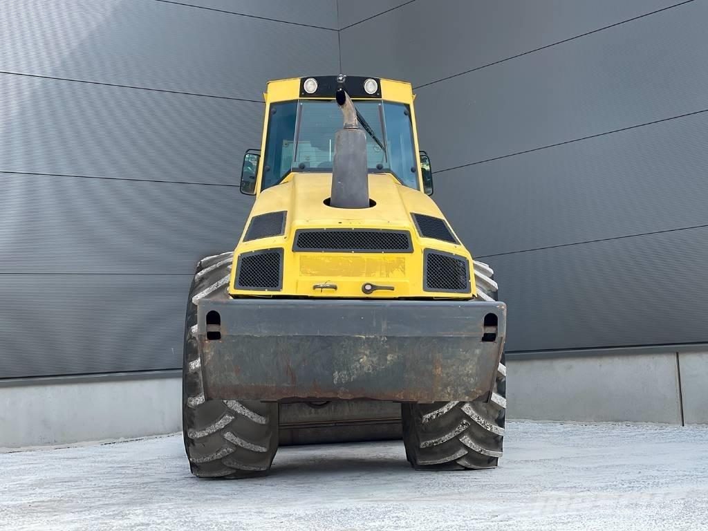 Bomag BW 213 DH-4 Valjci sa jednim bubnjem