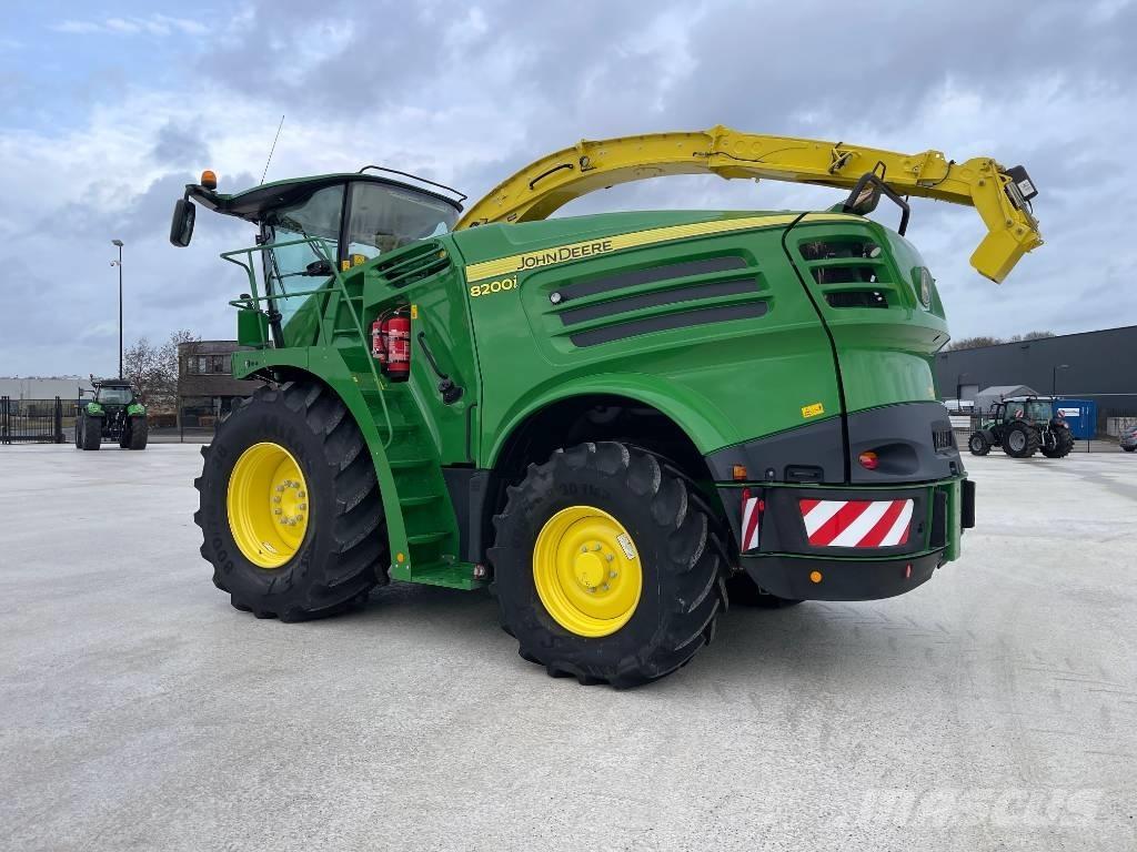 John Deere 8200 Kombajni