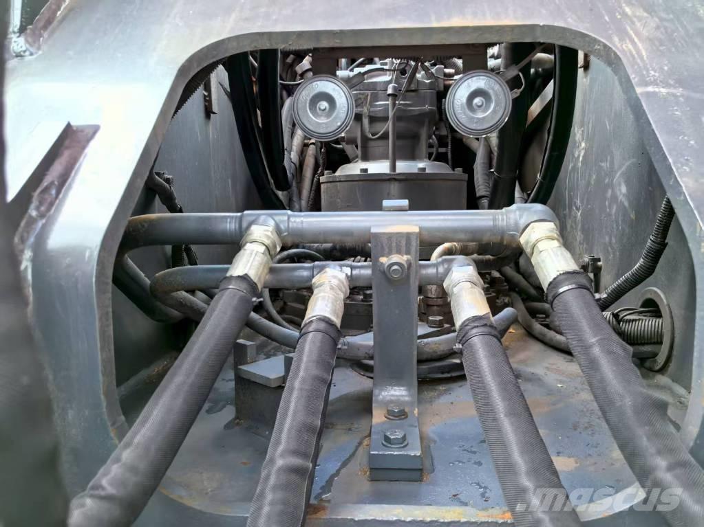 Hitachi ZX 240 HG Bageri guseničari