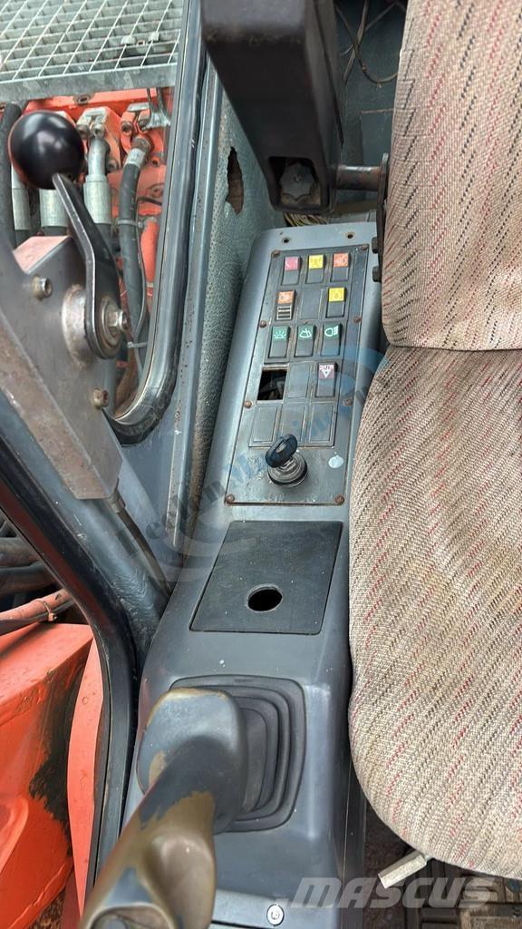 Atlas 1304 Bageri točkaši