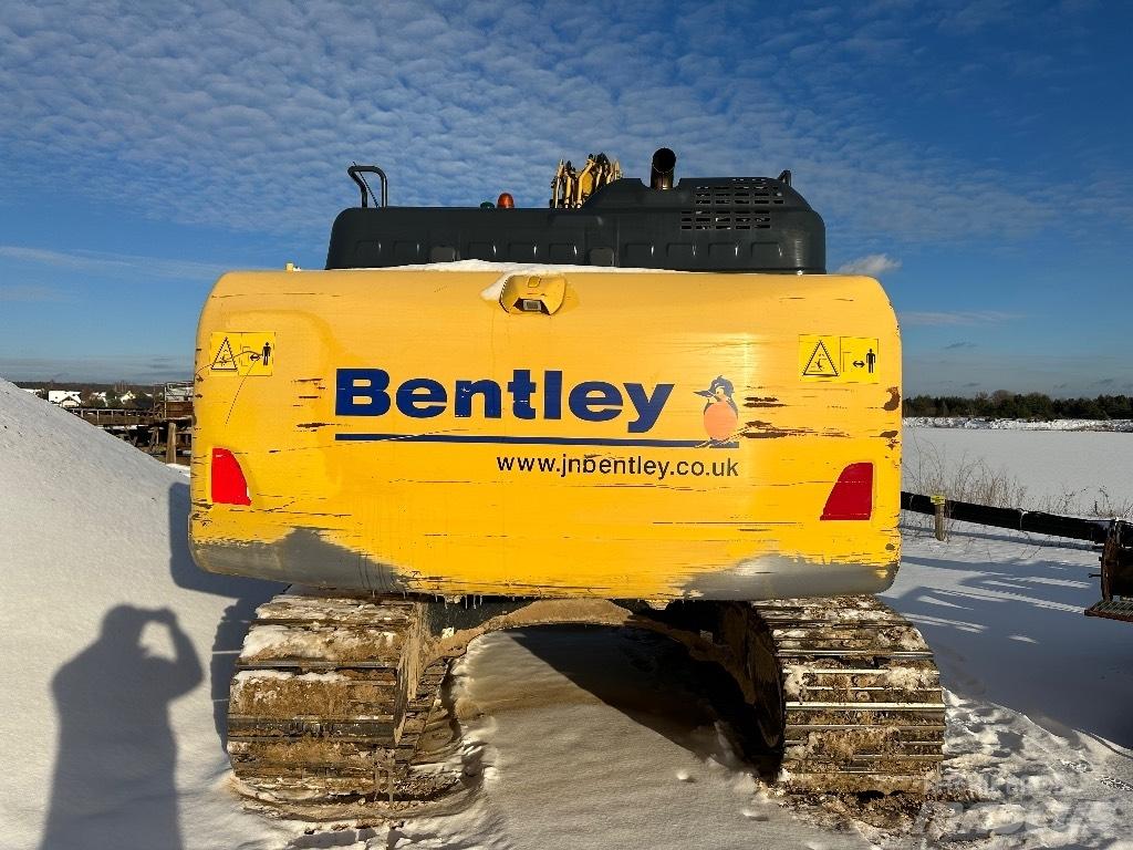 Komatsu PC 210 LC-11 Bageri guseničari