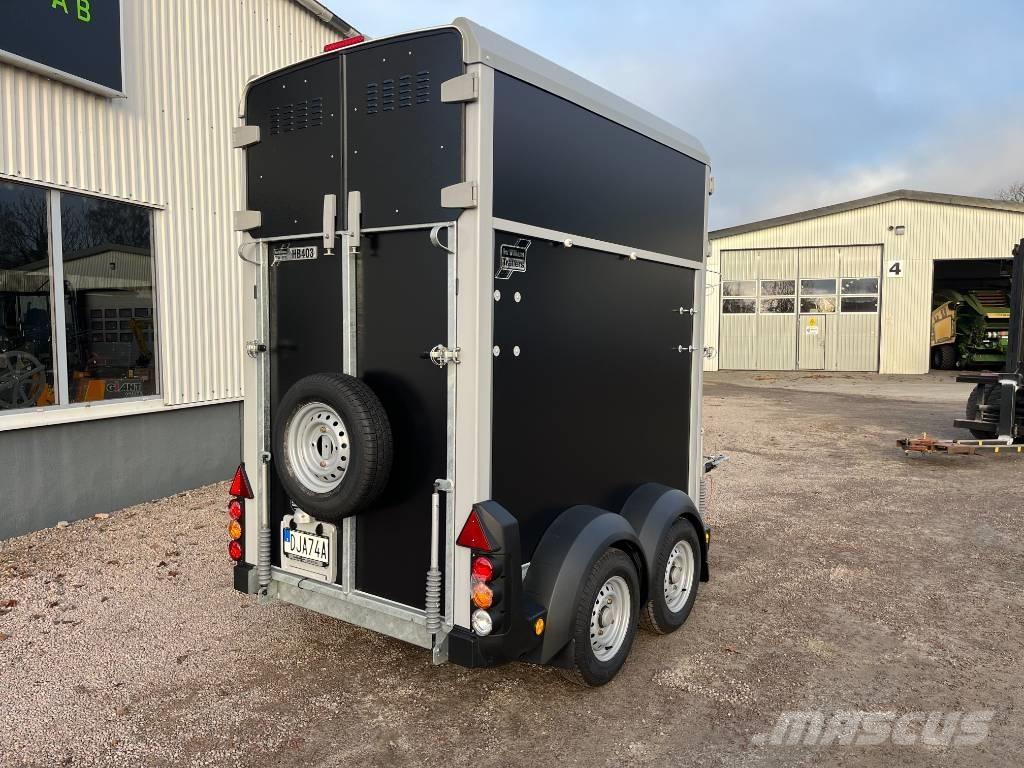 Ifor Williams HB 403 Poluprikolice za prevoz stoke